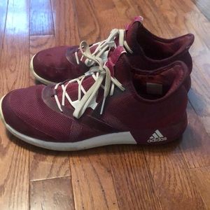 Adidas tennis court shoes